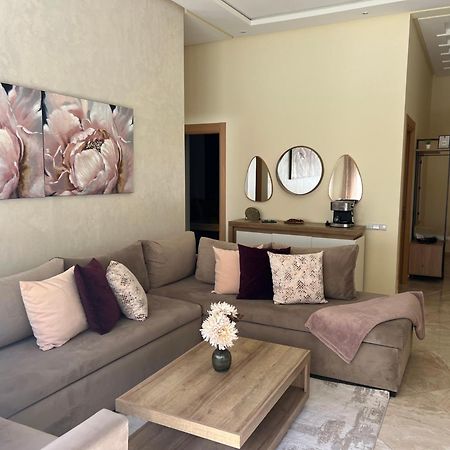 Apartamento Apparemment De Luxe Vue Piscine Bouznika Exterior foto