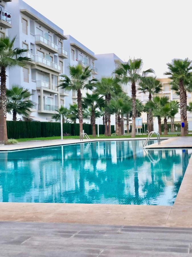 Apartamento Apparemment De Luxe Vue Piscine Bouznika Exterior foto