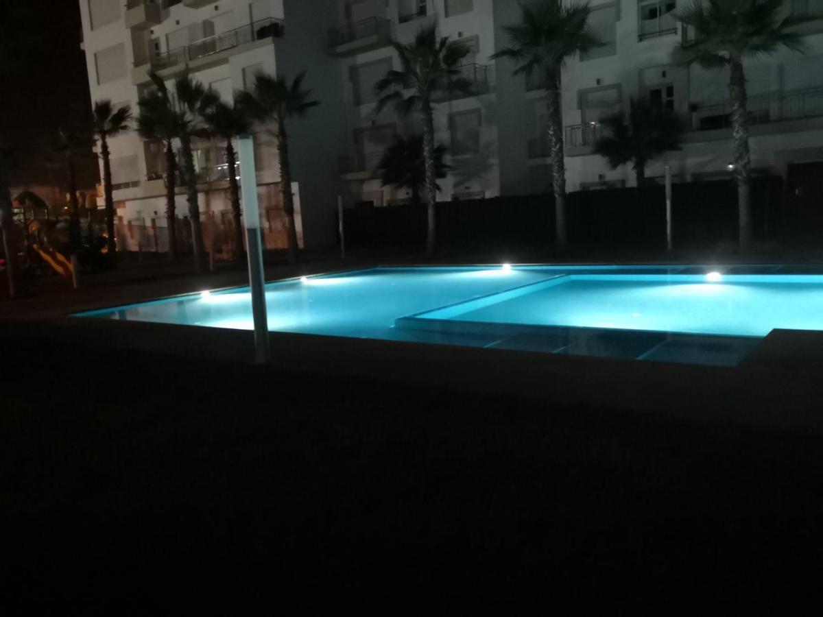 Apartamento Apparemment De Luxe Vue Piscine Bouznika Exterior foto