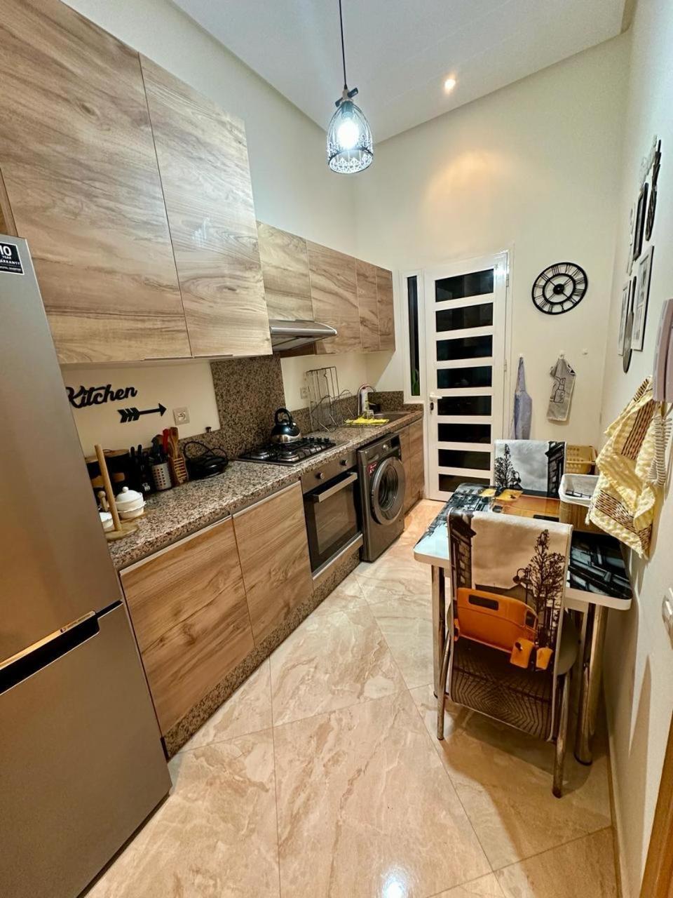 Apartamento Apparemment De Luxe Vue Piscine Bouznika Exterior foto