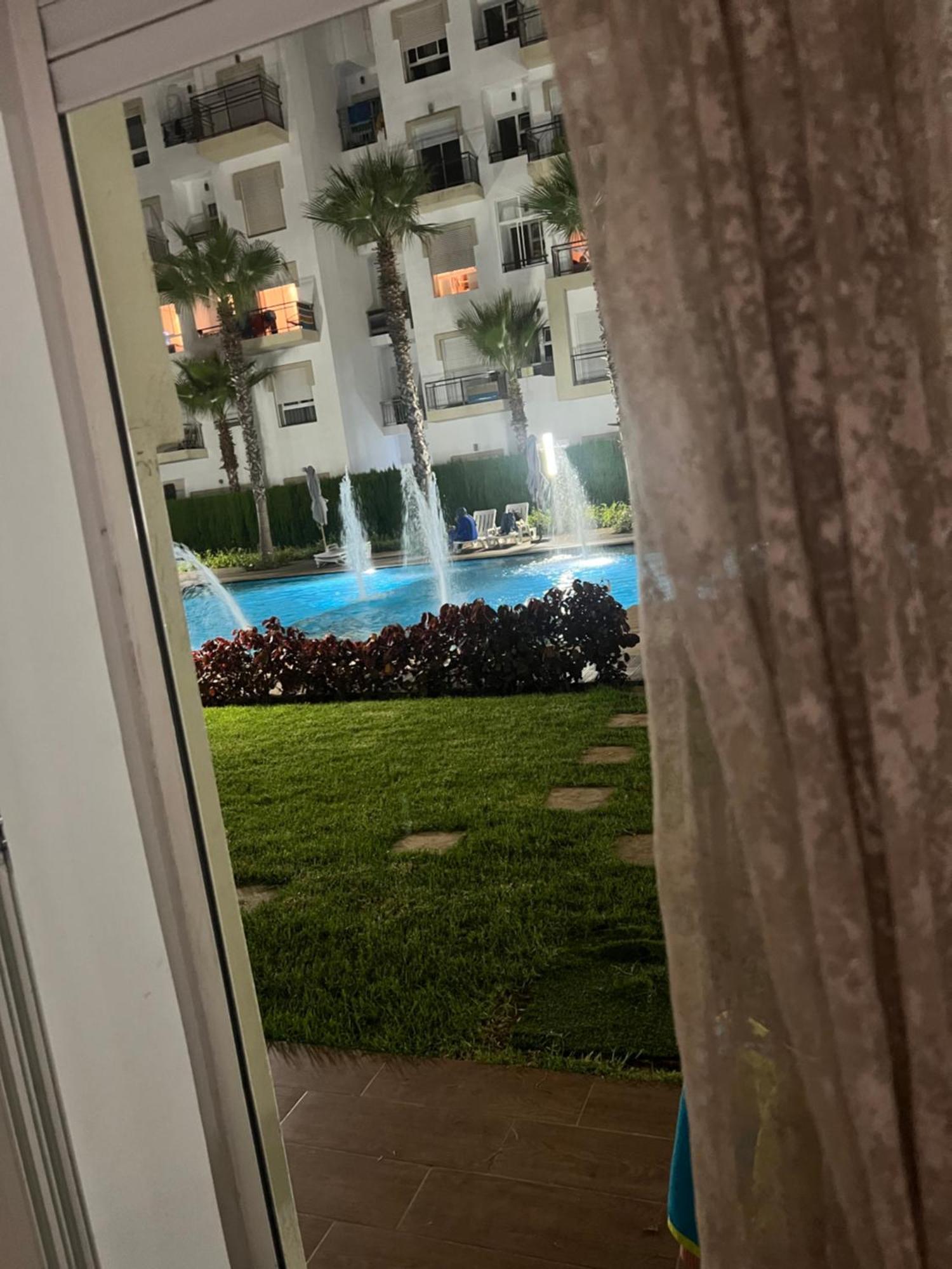 Apartamento Apparemment De Luxe Vue Piscine Bouznika Exterior foto